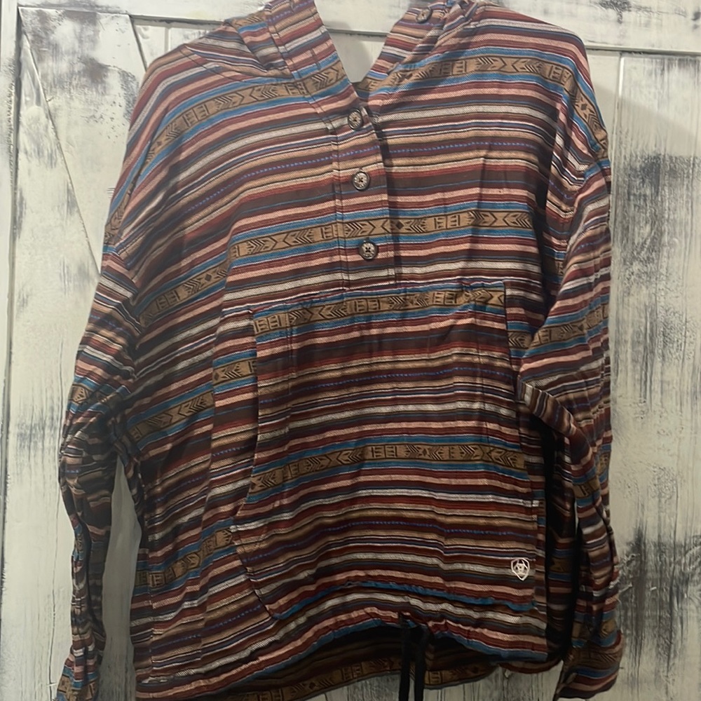 Size XL Ariat shirt.